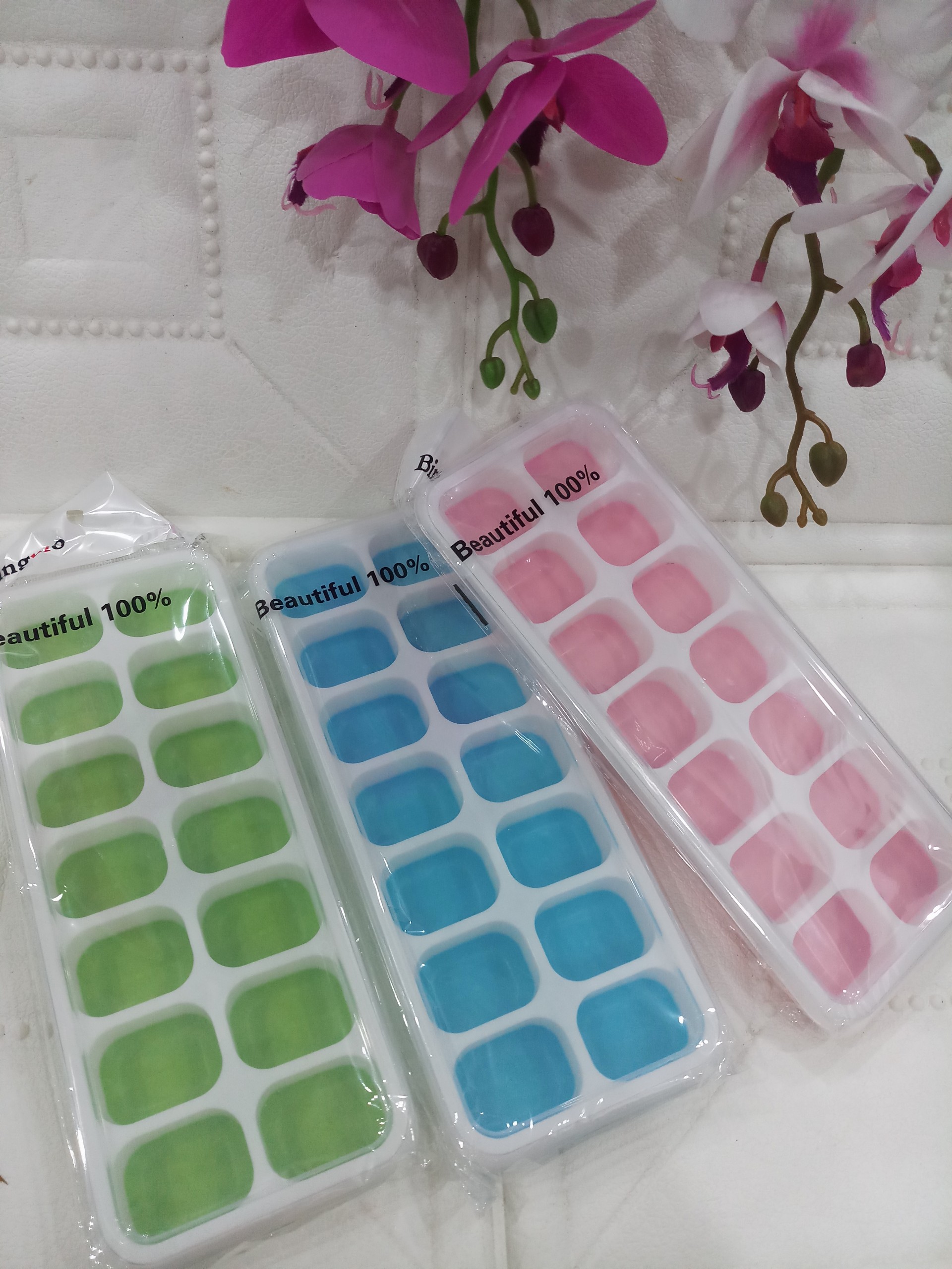 Lẻ bằng sỉ !!! Khay đá silicon 14 ngăn có nắp đậy an toàn dùng làm thạch, làm đá, làm kem viên