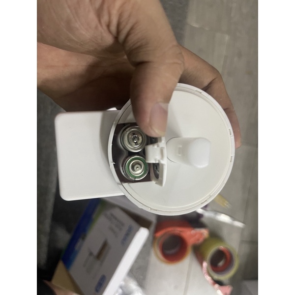 Máy Cho Ăn Tự Động Hồ Cá Chạy Pin Sobo Da-08