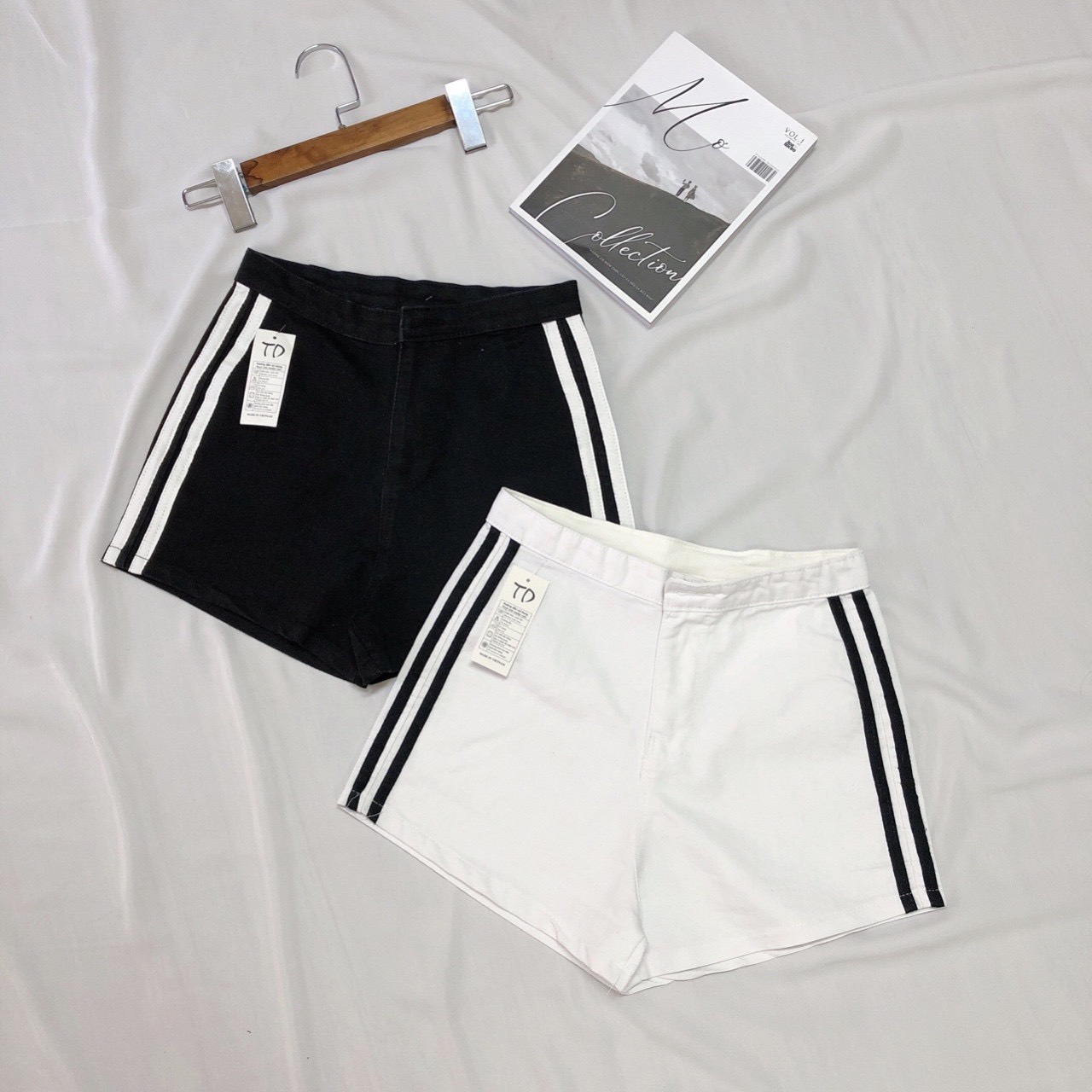 Quần short kaki phối viền 2 sọc hot hit