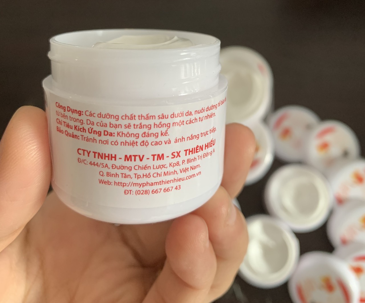 [HCM]Kem kích trắng