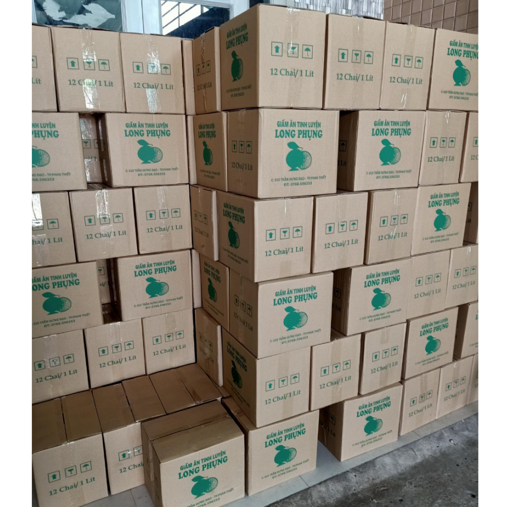 (Vinegar) Long Phung Pure Fermented Vinegar - 960ml Bottle - Vinegar Used for Cooking Spices, Making Dipping Sauces, Making Salads, and Pickling.