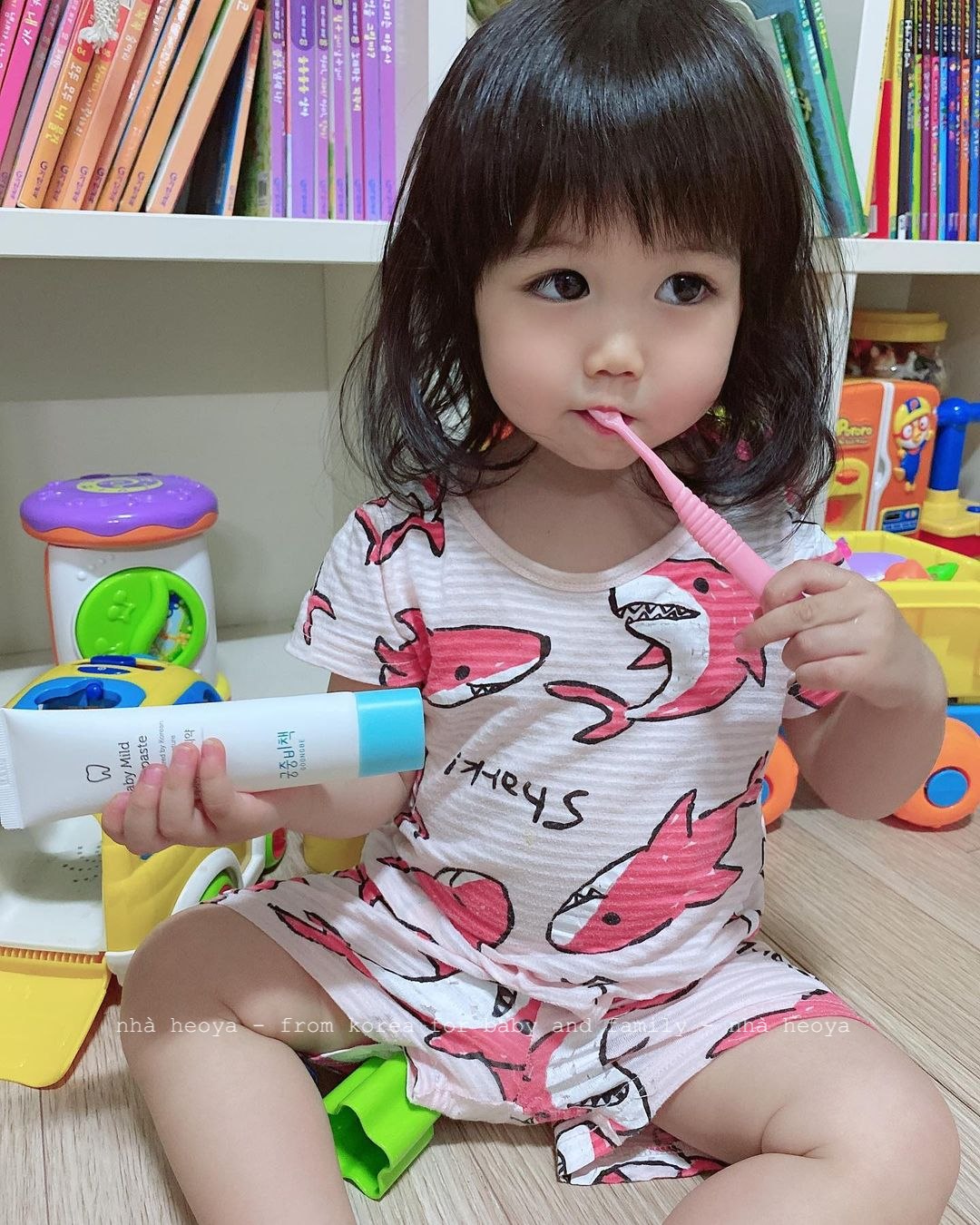 KEM ĐÁNH RĂNG GOONGBE HÀN QUỐC KHÔNG CAY CHO BÉ