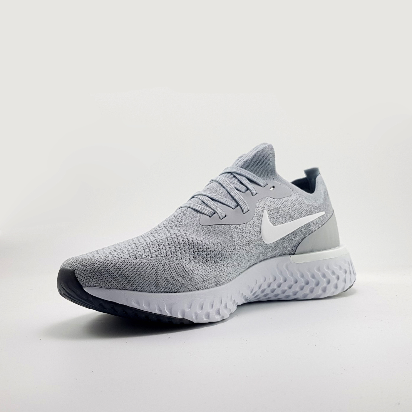 Giày Epic react flyknit silver