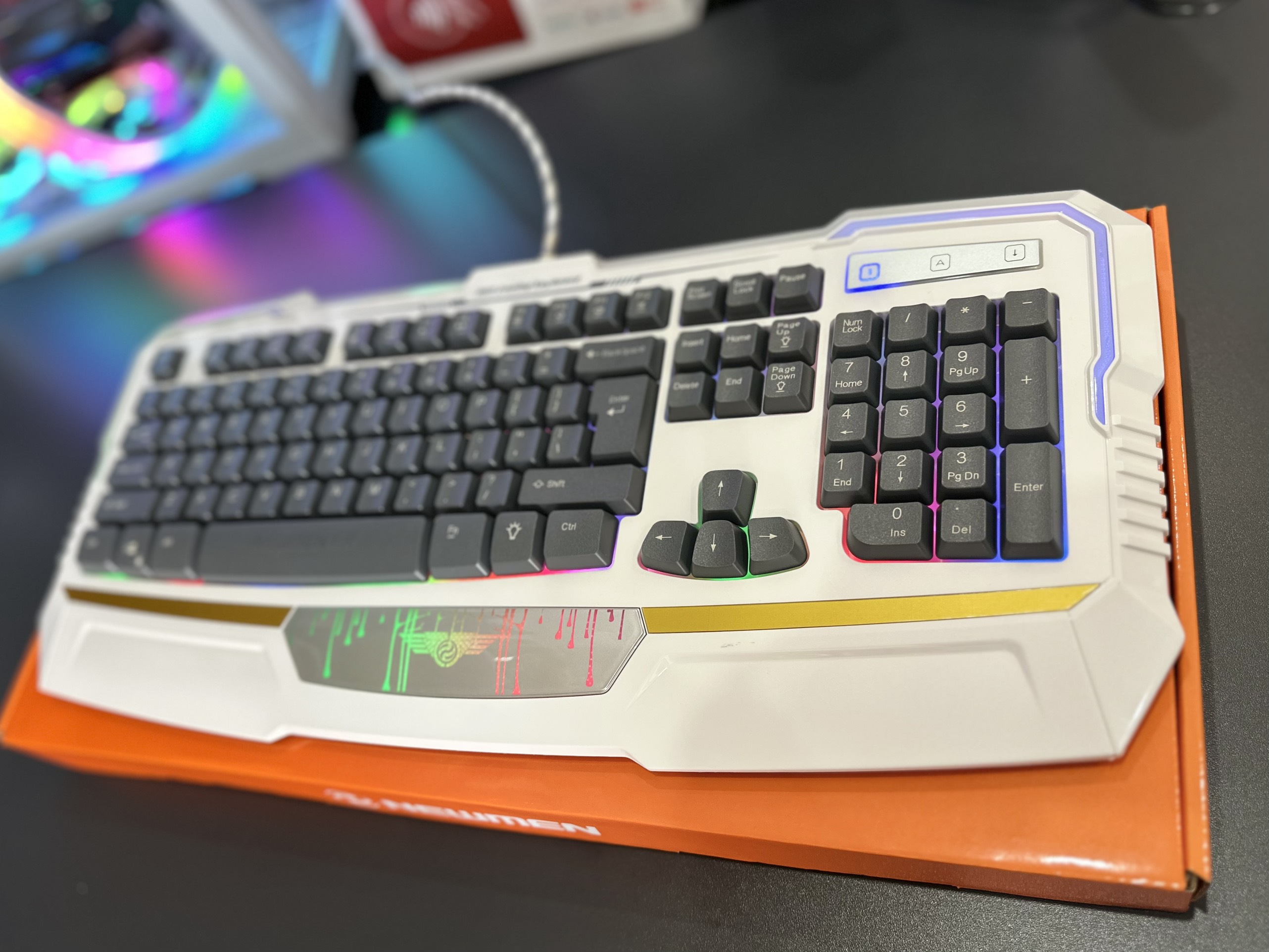 Bàn Phím Newmen KB813 LIGHTING GAMING Pro