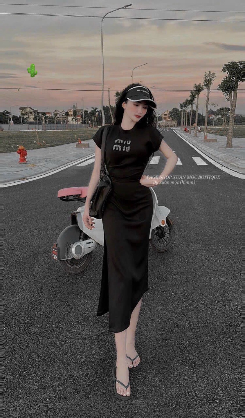🍒🍒🍒váy body thêu miumiu dạng thiết kế nhúng đầm suông pc