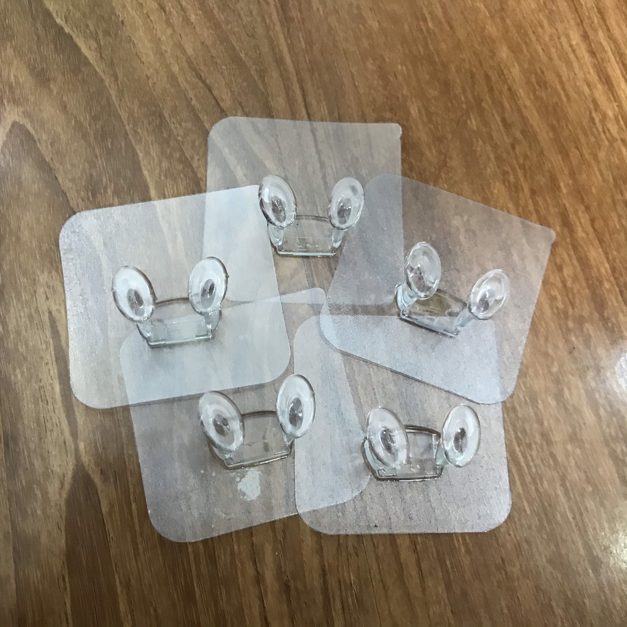 Combo 5 móc dán tường treo phích cắm điện trong suốt