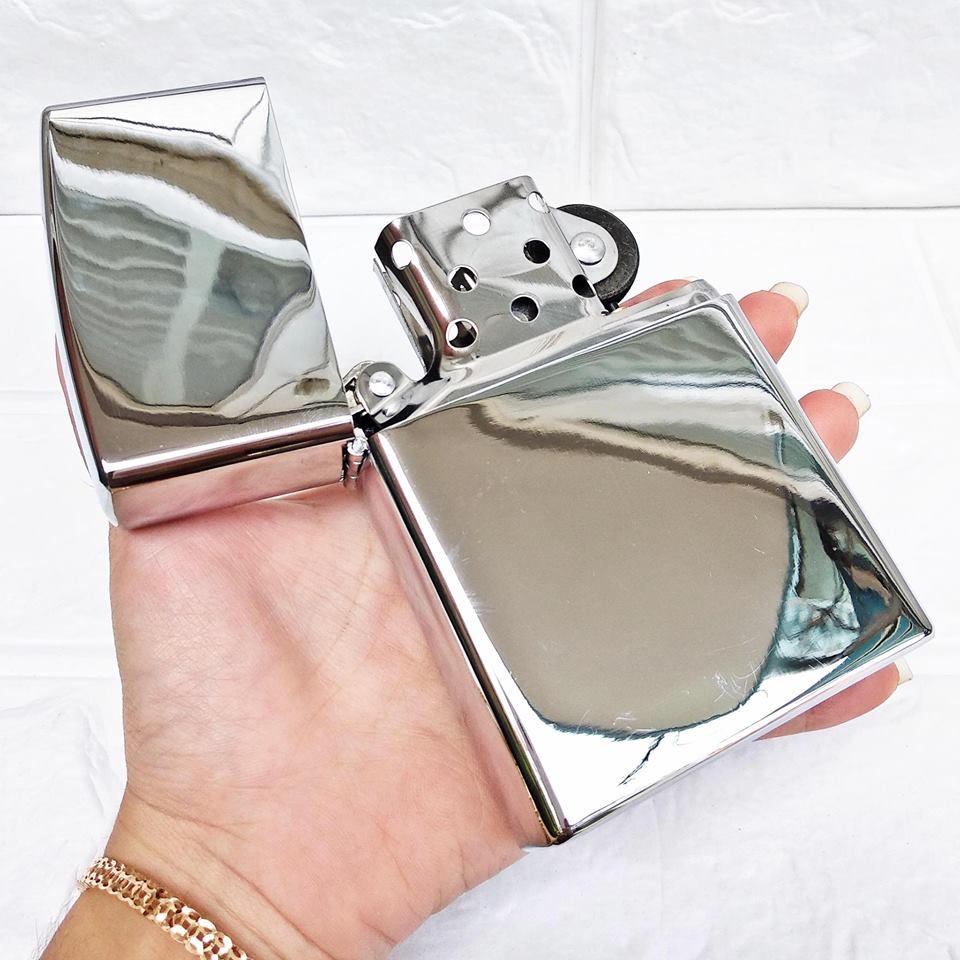 BẬT LỬA ZIPPO KHỔNG LỒ BẠC BÓNG (SIZE: 8CM X 11,5CM) - (XÀI XĂNG)