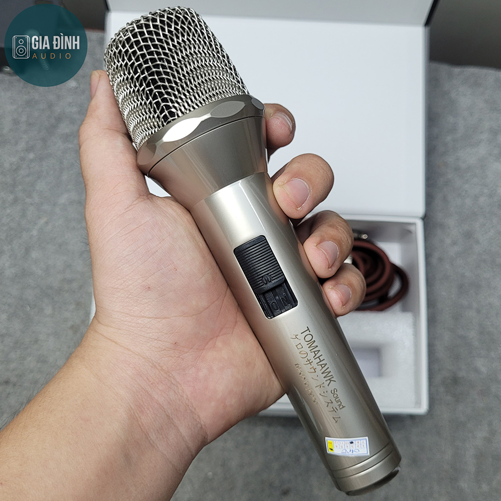 Micro có dây Tomahawk 2023 - Chất âm nhẹ, sáng, bắt âm nhạy, giảm hú - Dây dài 5m