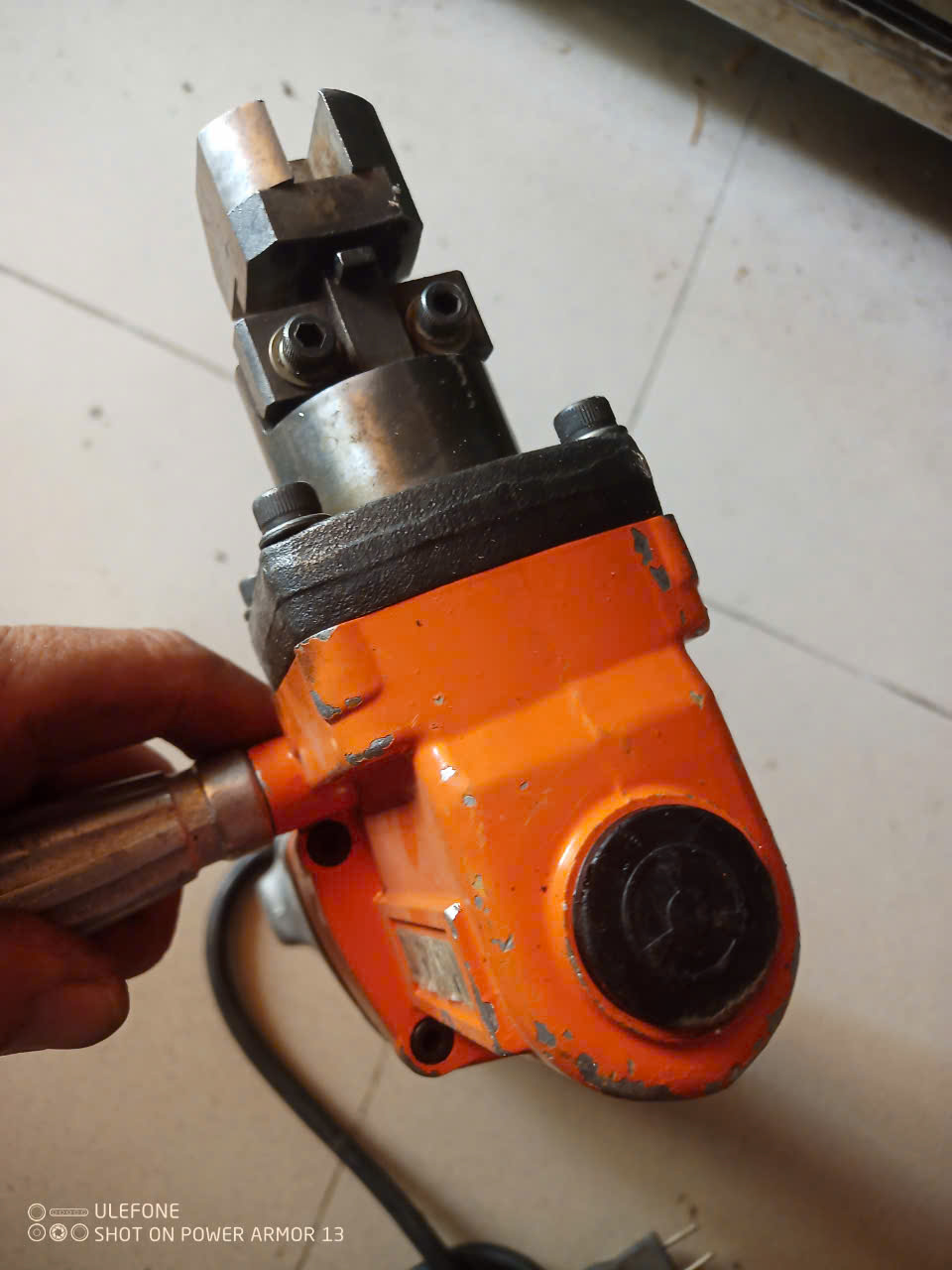 Máy cắt tôn 3.2mm hàng nhật bãi