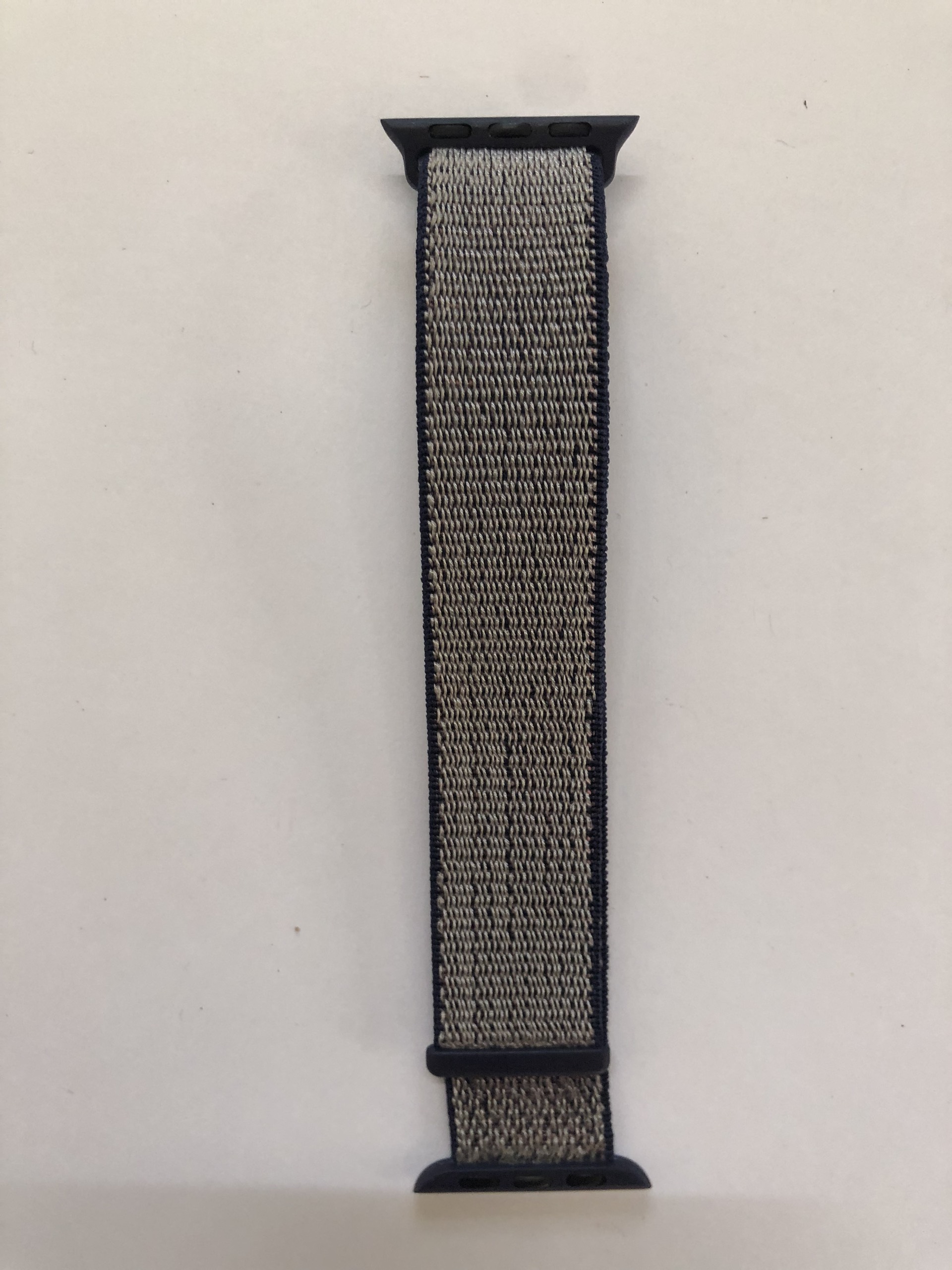 Dây đồng hồ Apple Watch Sport Loop Woven Nylon khóa dán Velcro tiện lợi