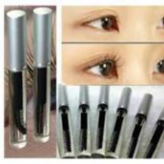 Chuốt mi dầu dừa 1 chiếc chuẩn xịn thơm .