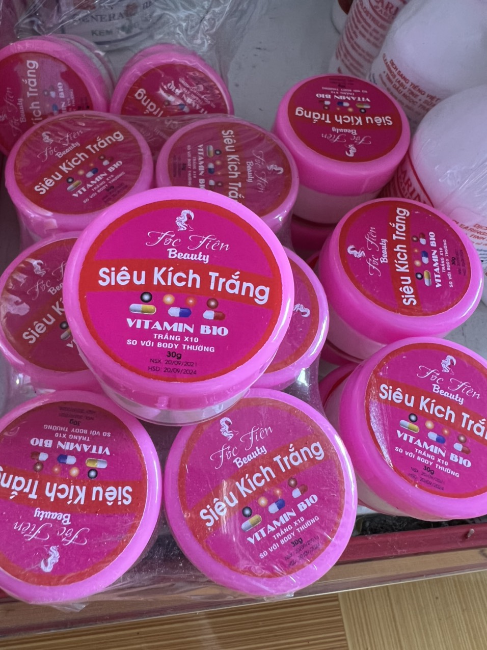 Kem Siêu kích trắng Vitamin B10