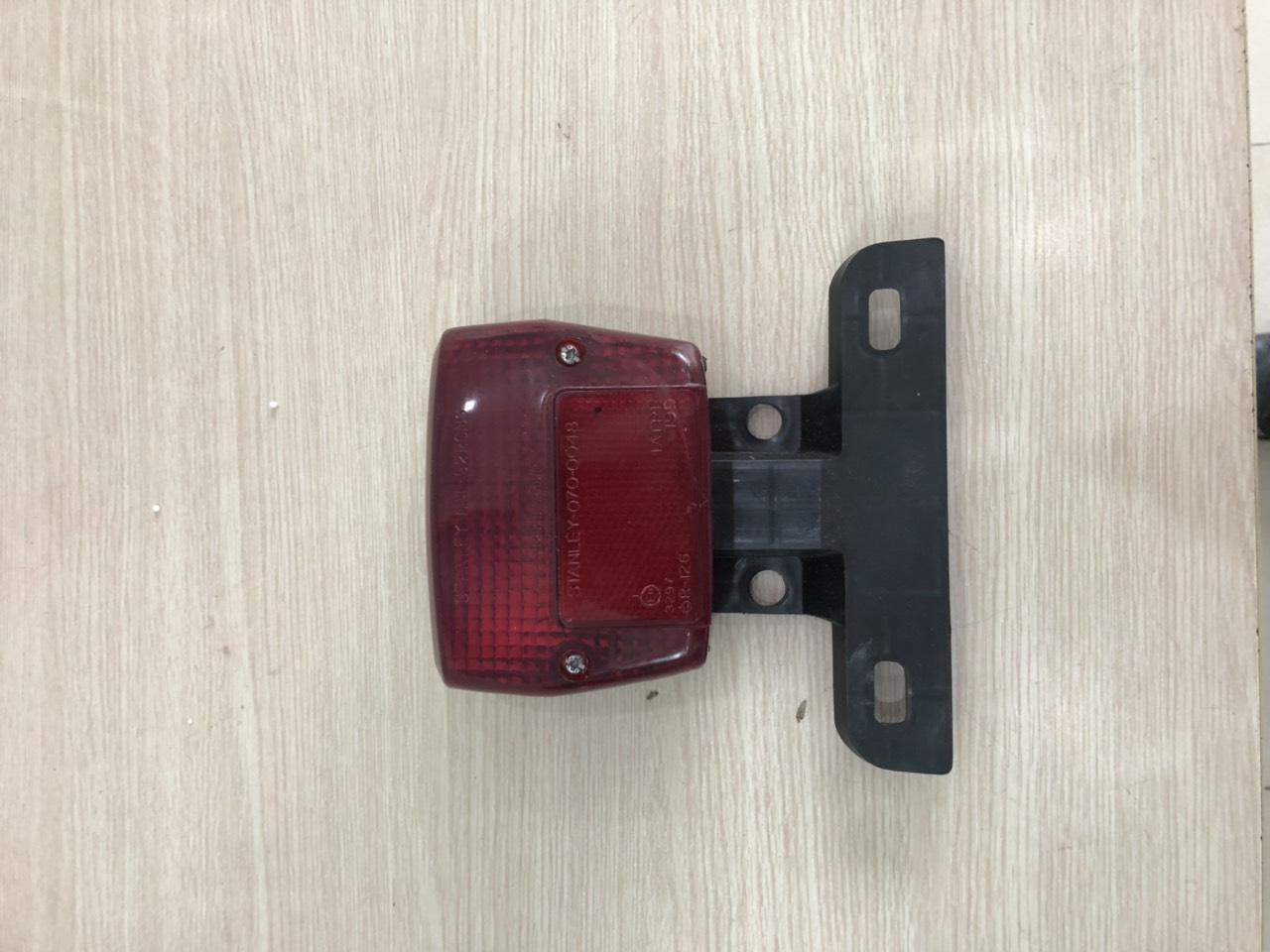 Đèn hậu (lái ) trọn bộ cho honda cub