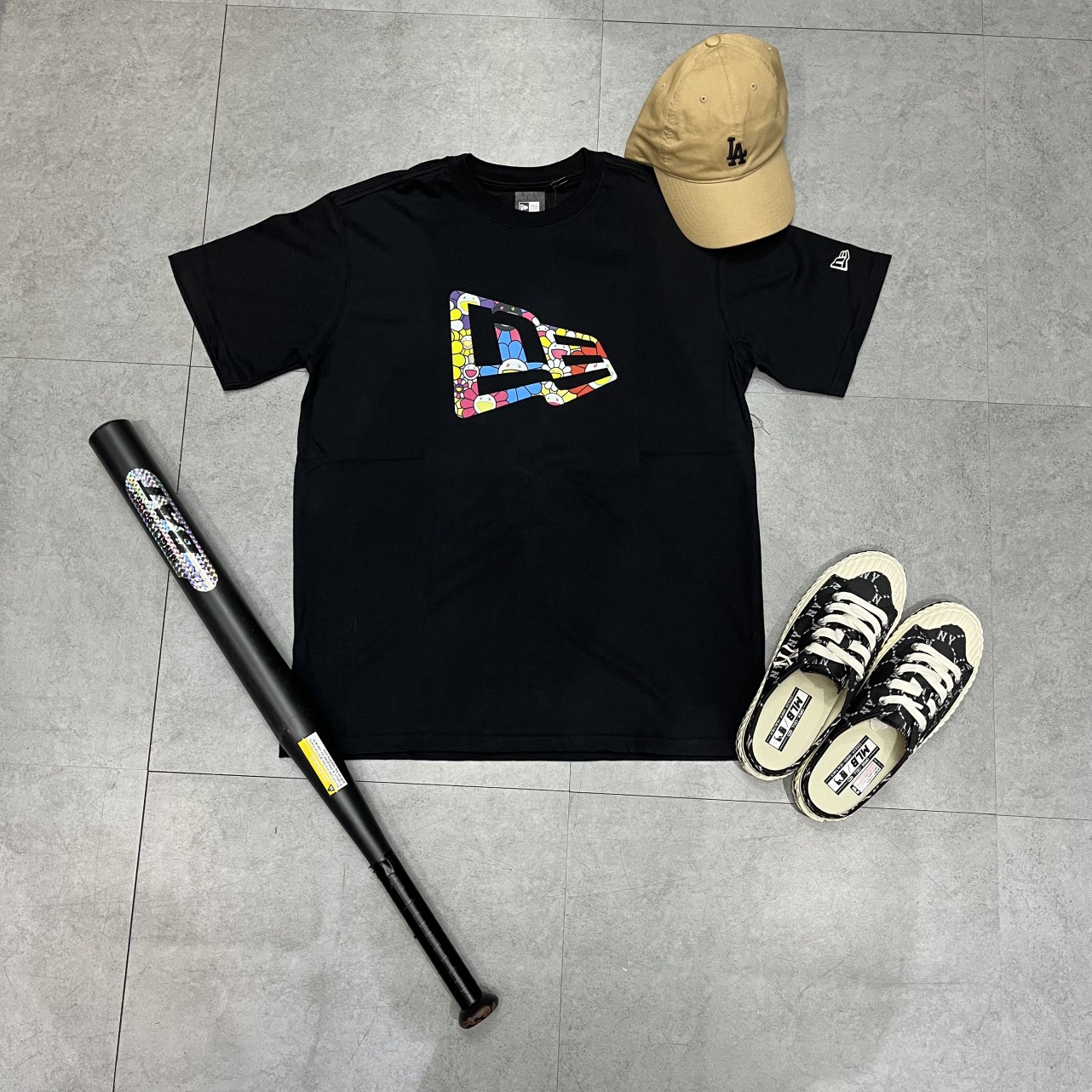 [CHÍNH HÃNG] ÁO NEW ERA x  TAKASHI MURAKAMI ĐEN/TRẮNG