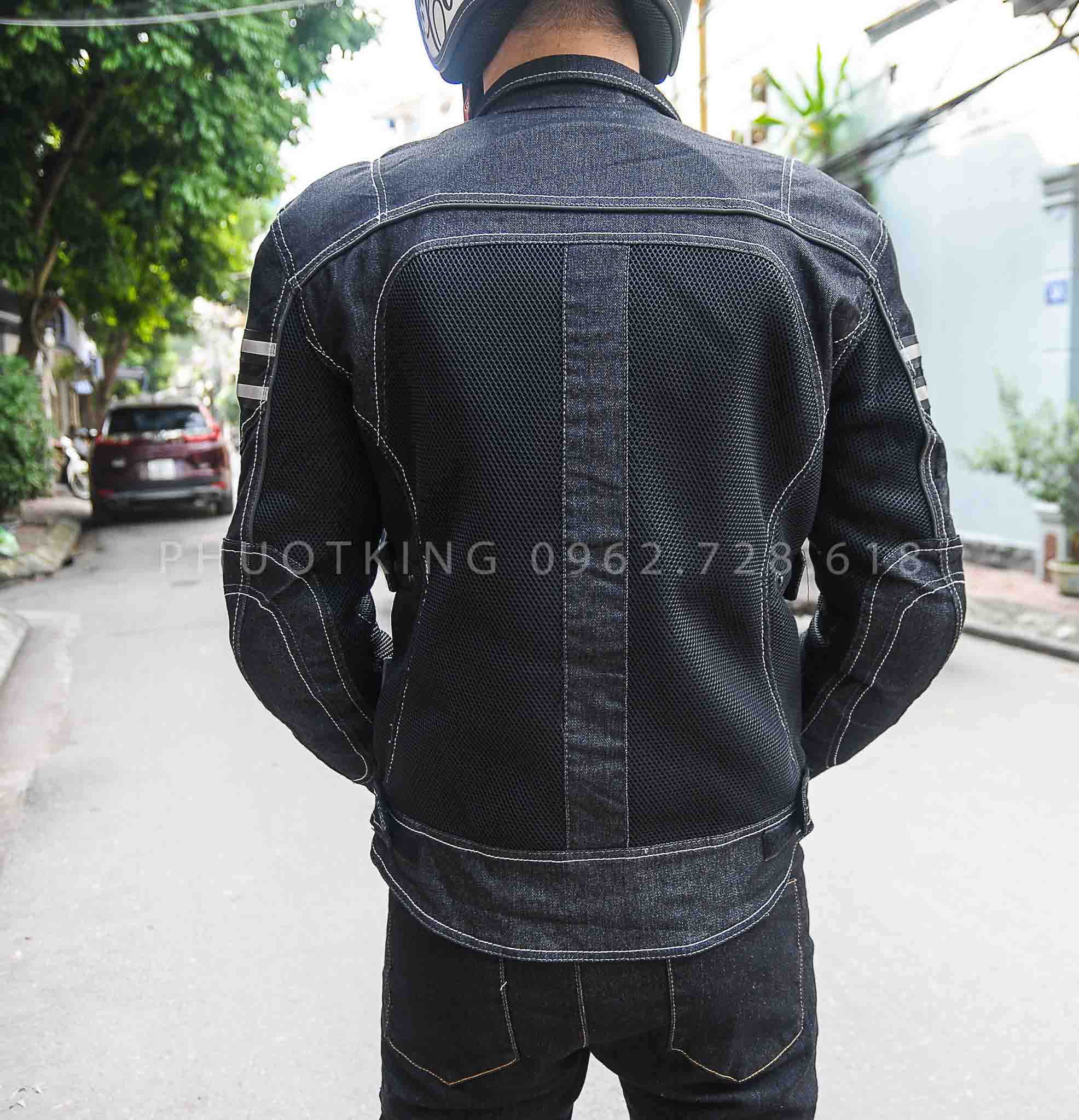 Bộ quần áo giáp Jean Komine
