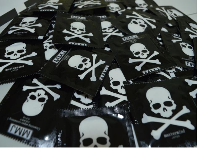 Combo 15 chiếc khăn ướt Supreme, bape, master mind