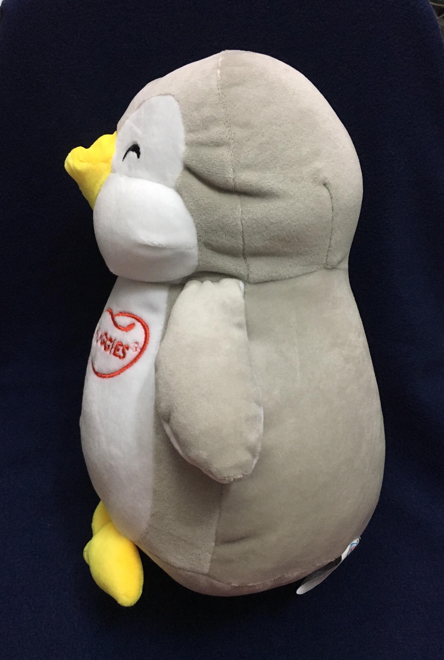 Thú nhồi bông chim cánh cụt HUGGIES