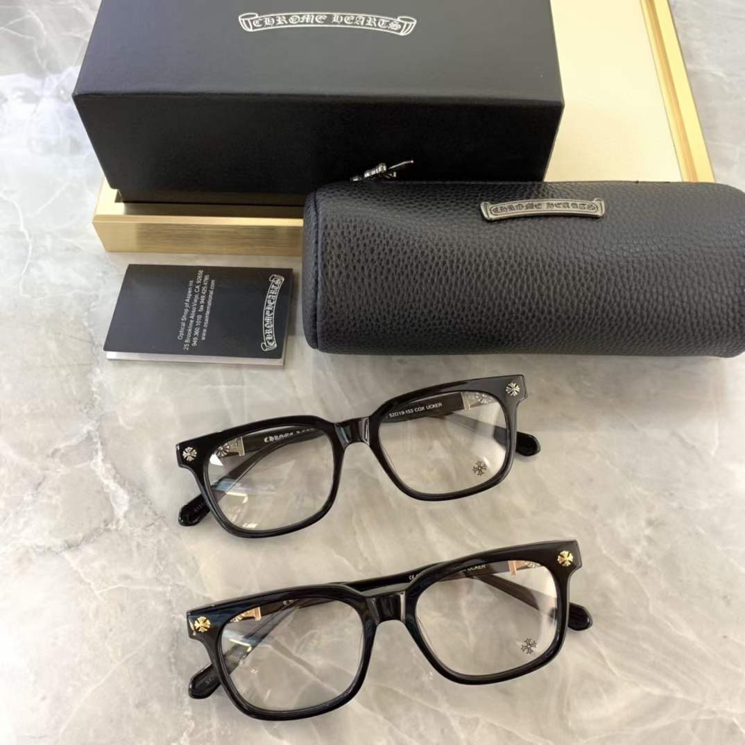 Kính mắt Chrome hearts cox ucker diamond SILVER925