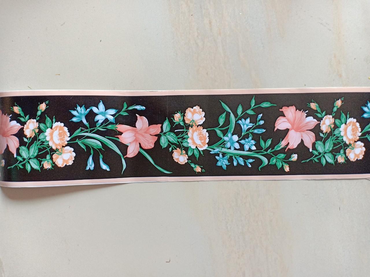 Cuộn 10m len dán viền tường keo sẵn hoa ly (chiều cao 10cm)