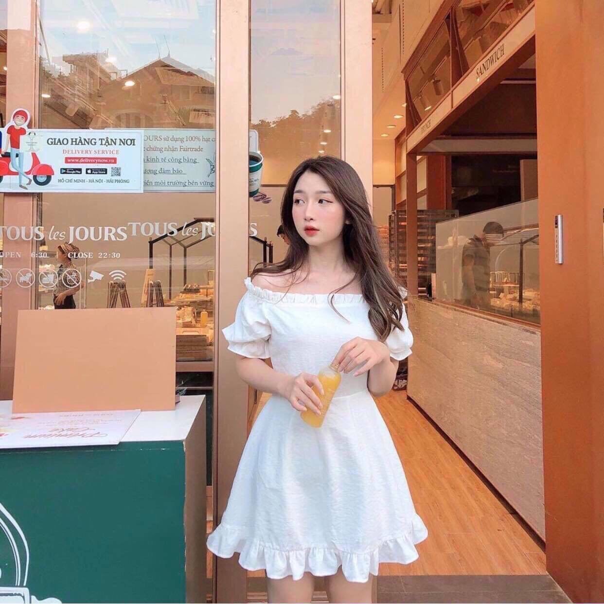 Đầm trắng trễ vai tay ngắn phối đuôi bèo thanh lịch TTSA0228