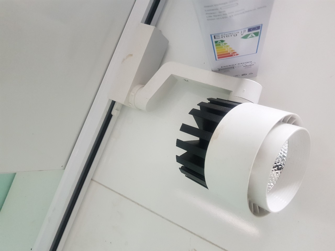 GIÁ HỦY DIỆT - Đèn rọi ray COB 20w - 30w