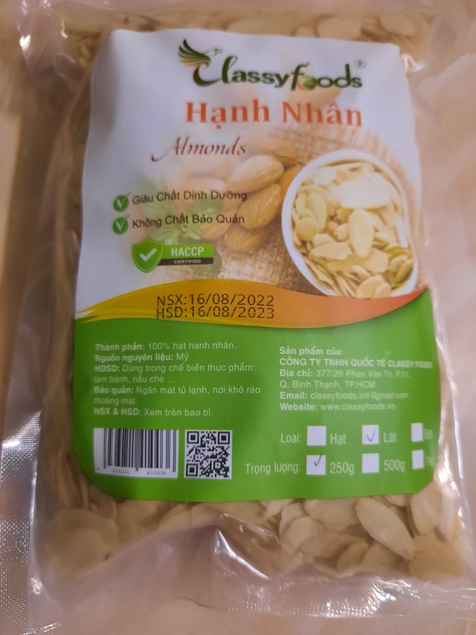 Hạnh nhân Mỹ ( Clasyfoods) làm bánh