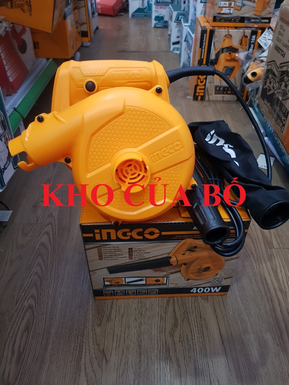 Máy thổi bụi 400 W hiệu Ingco AB4018