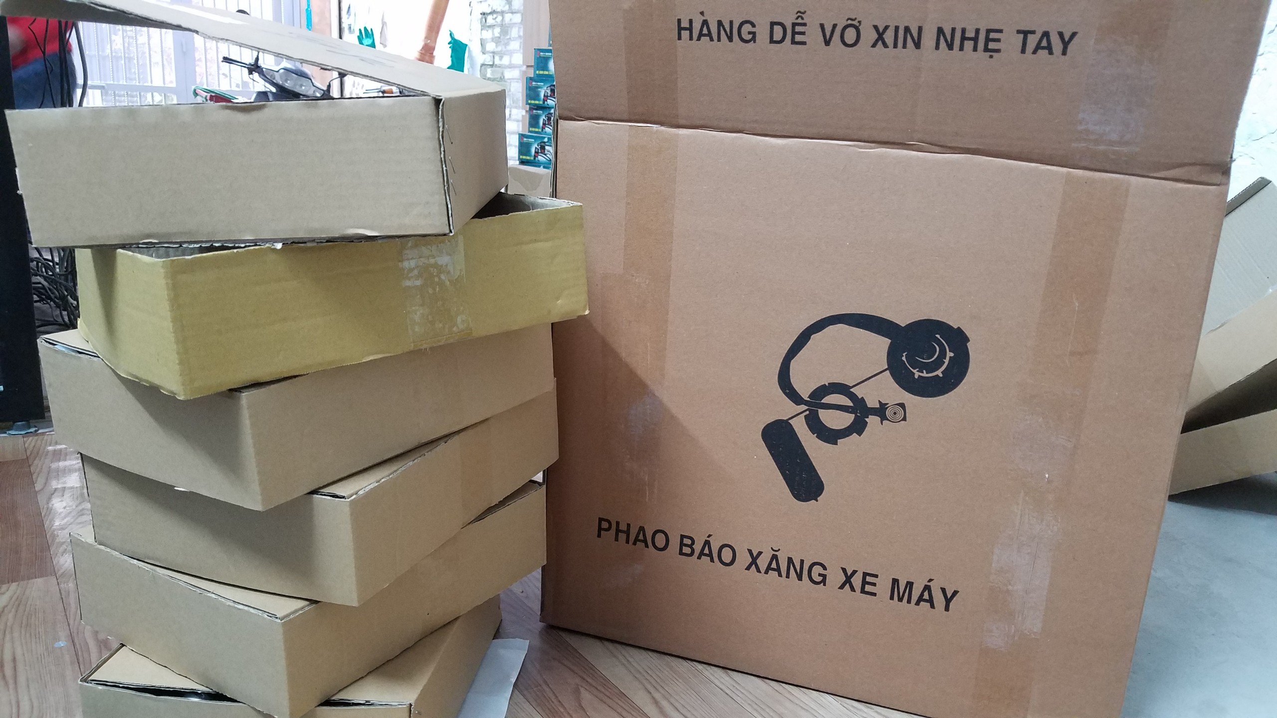 PHAO BÁO XĂNG XE MÁY FUTURE NEO