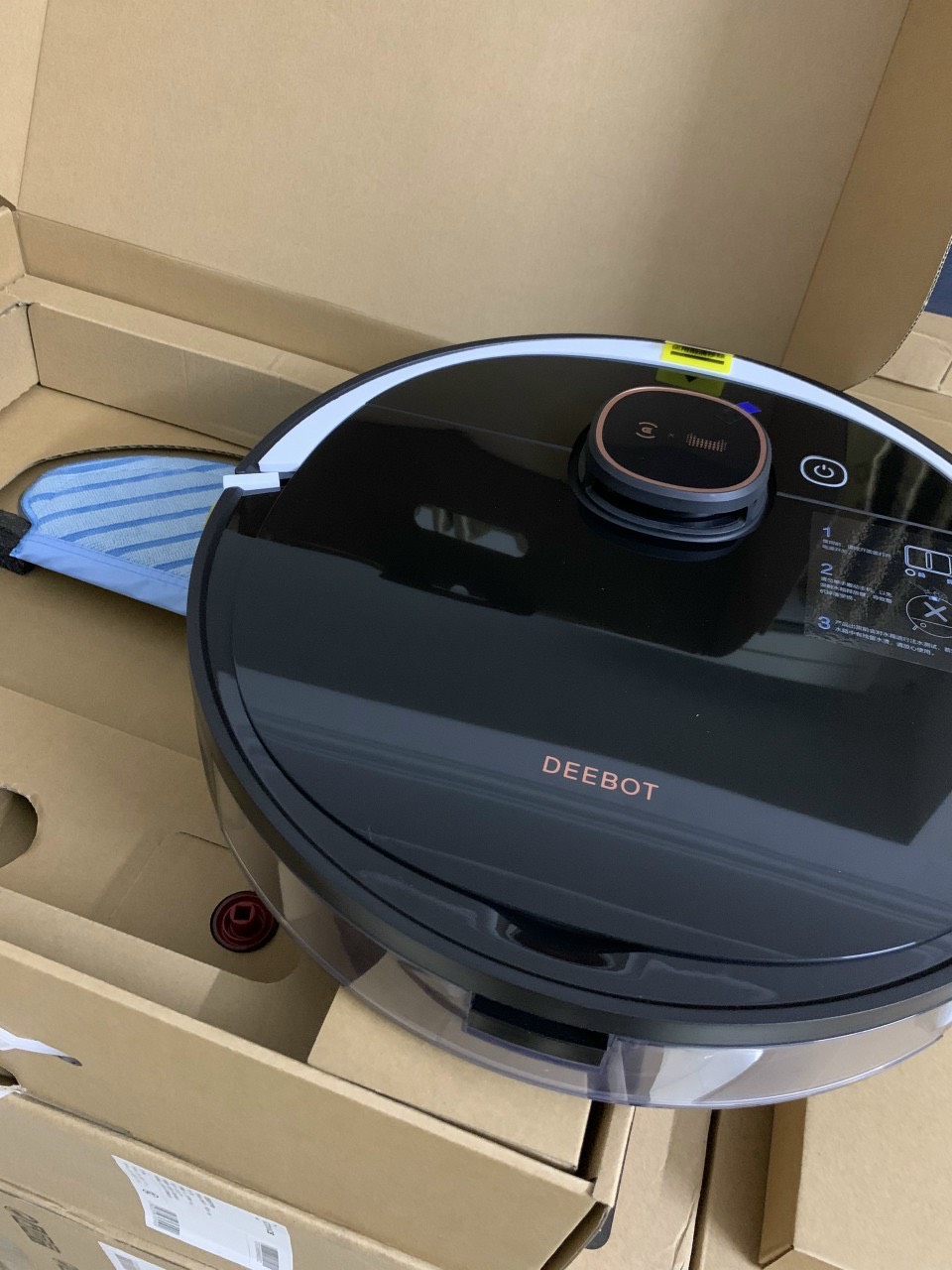 Robot hút bụi lau nhà Ecovacs Deebot T5 Max 2021