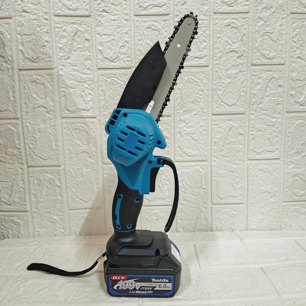 Máy cưa xích dùng pin MAKITA 199V, máy cưa xích cầm tay mini, động cơ lõi đồng 100%, pin 10 cell, lam dài 6 inch, cưa khỏe, tiện lợi