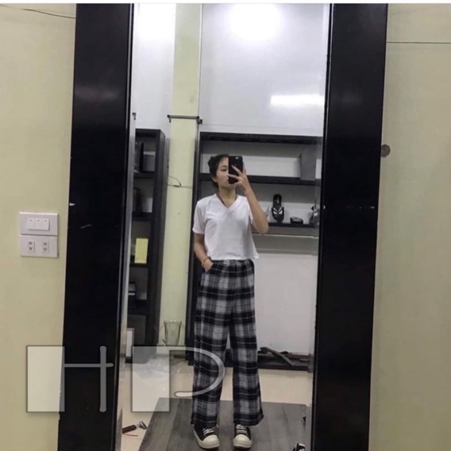 Sét áo cổ tim + quần kẻ karo t.hb876