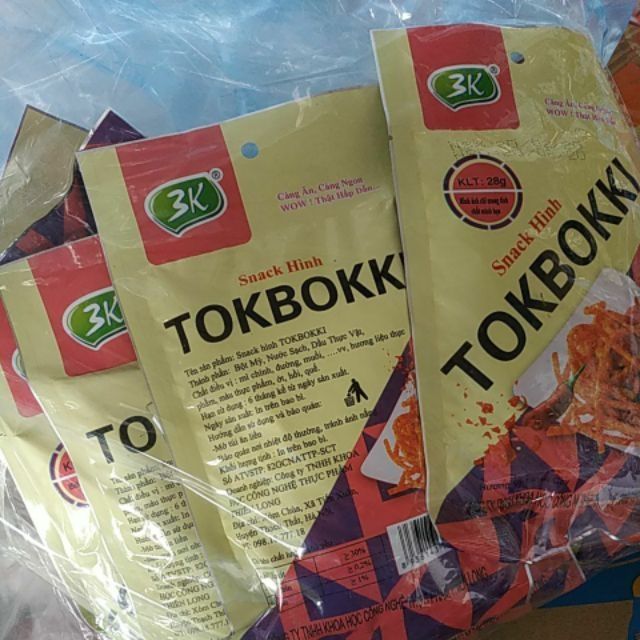 10 gói snack hình tokbokki