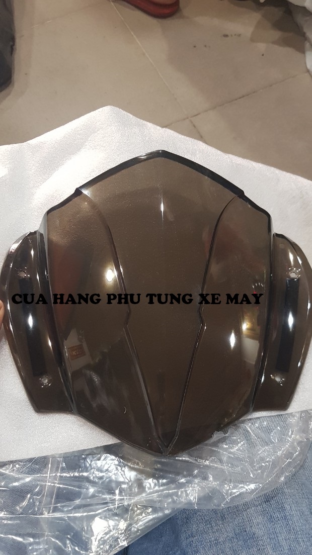 Kính chắn gió SH 2020 màu khói lớn