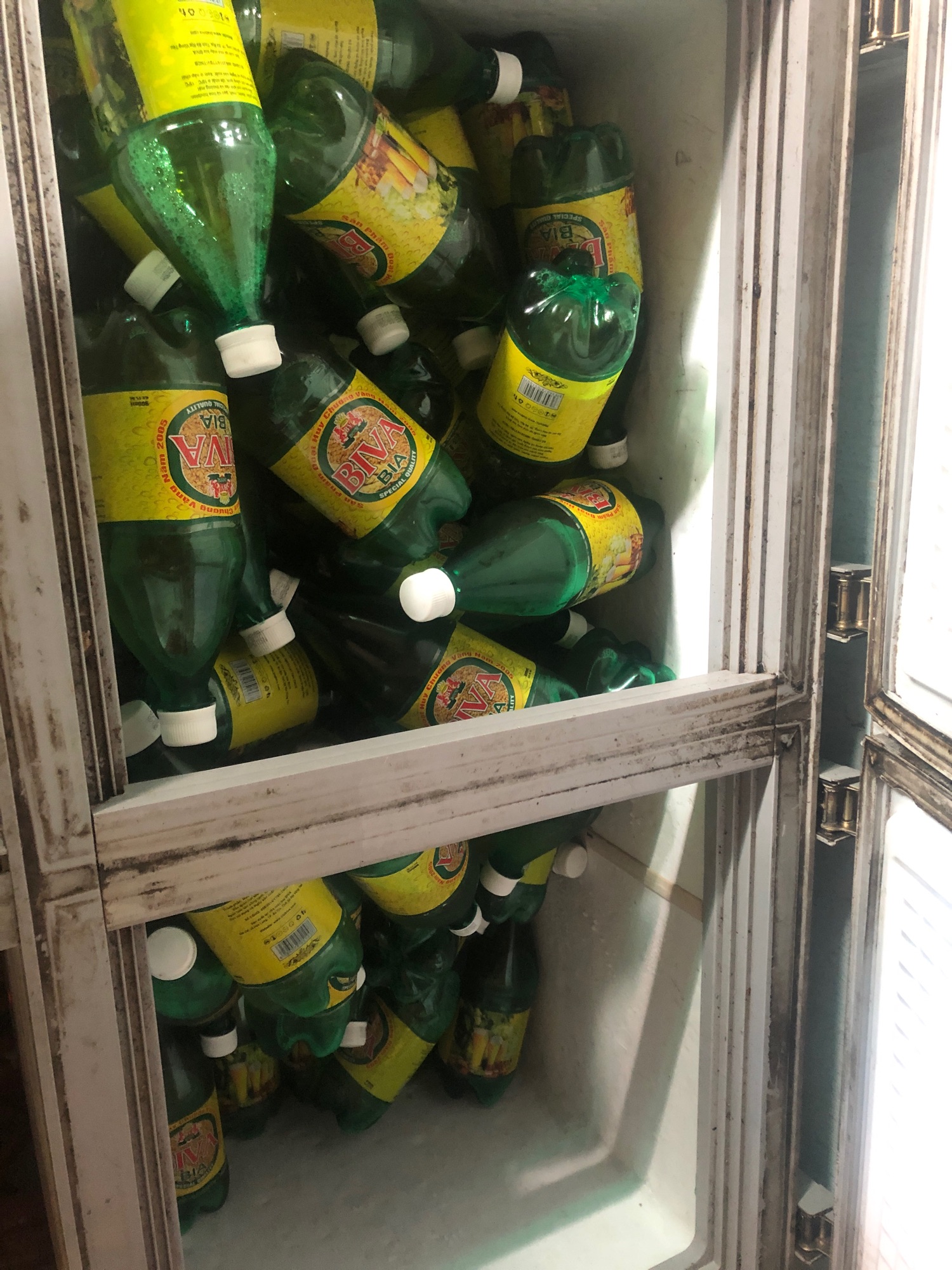 bia tươi biva loại 900ml
