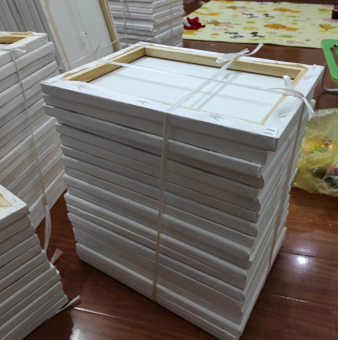 Toan vẽ tranh căng sẵn các kích cỡ