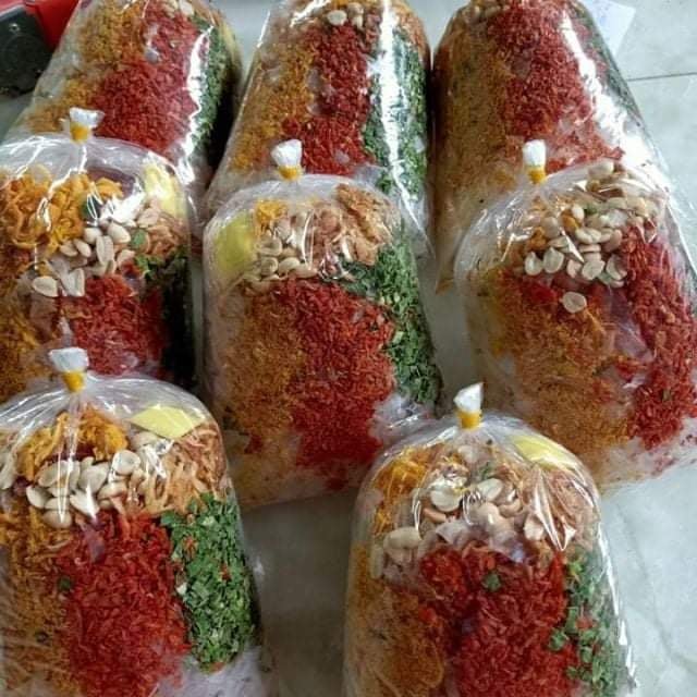 1 bịch bánh tráng trộn