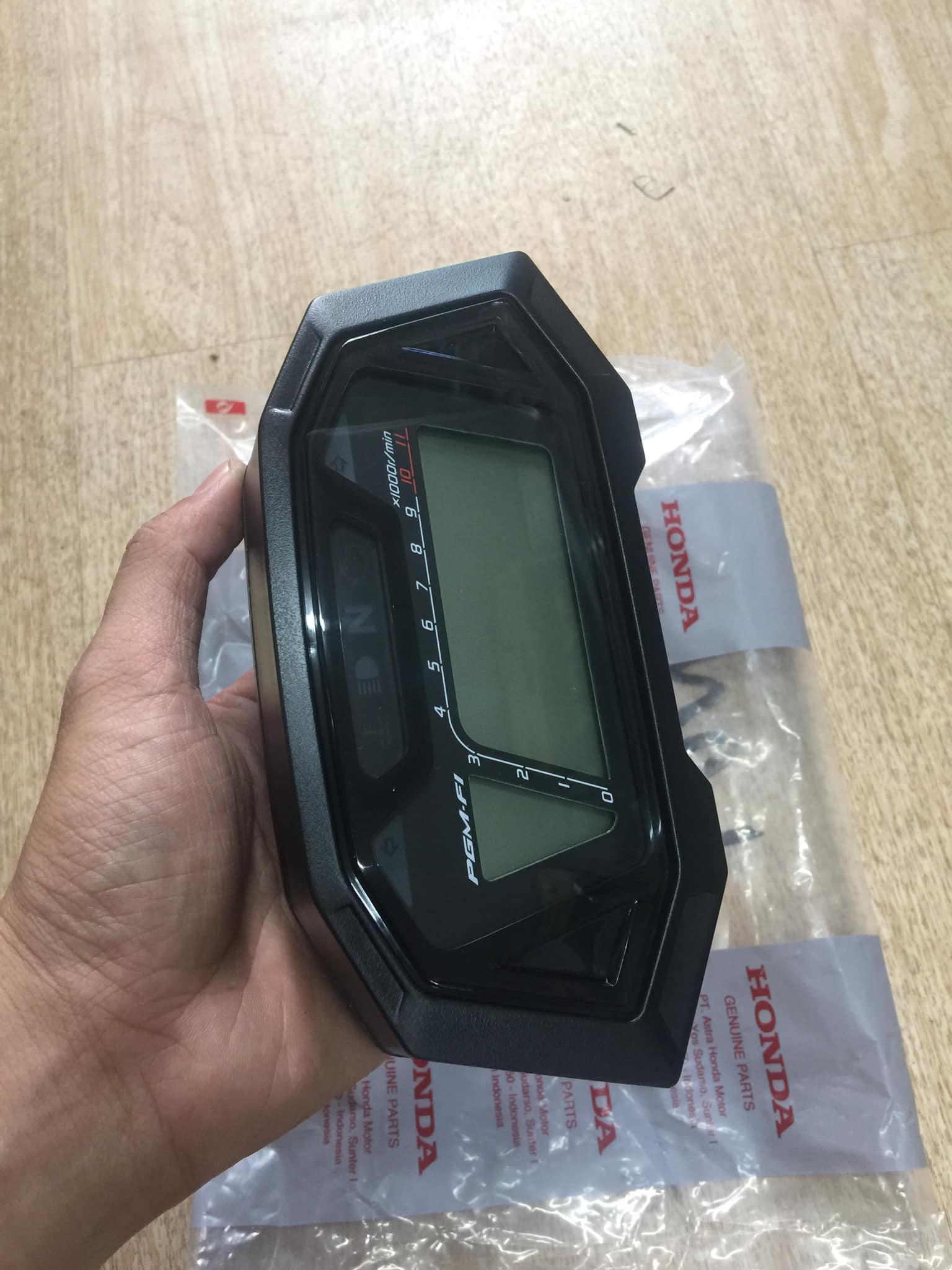Đồng hồ xe Sonic chính hãng Honda