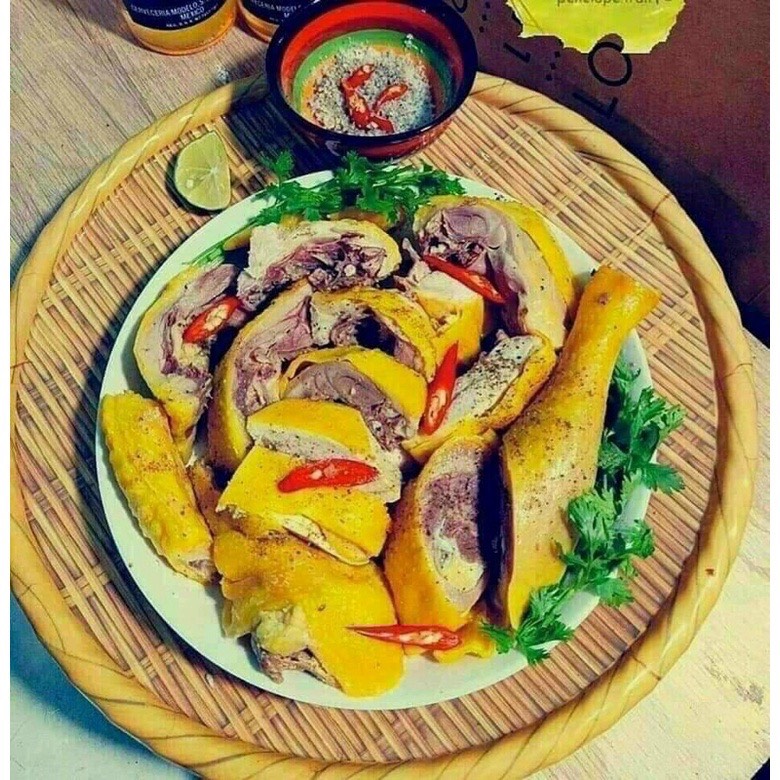 Gà ủ muối hoa tiêu 1/2 con