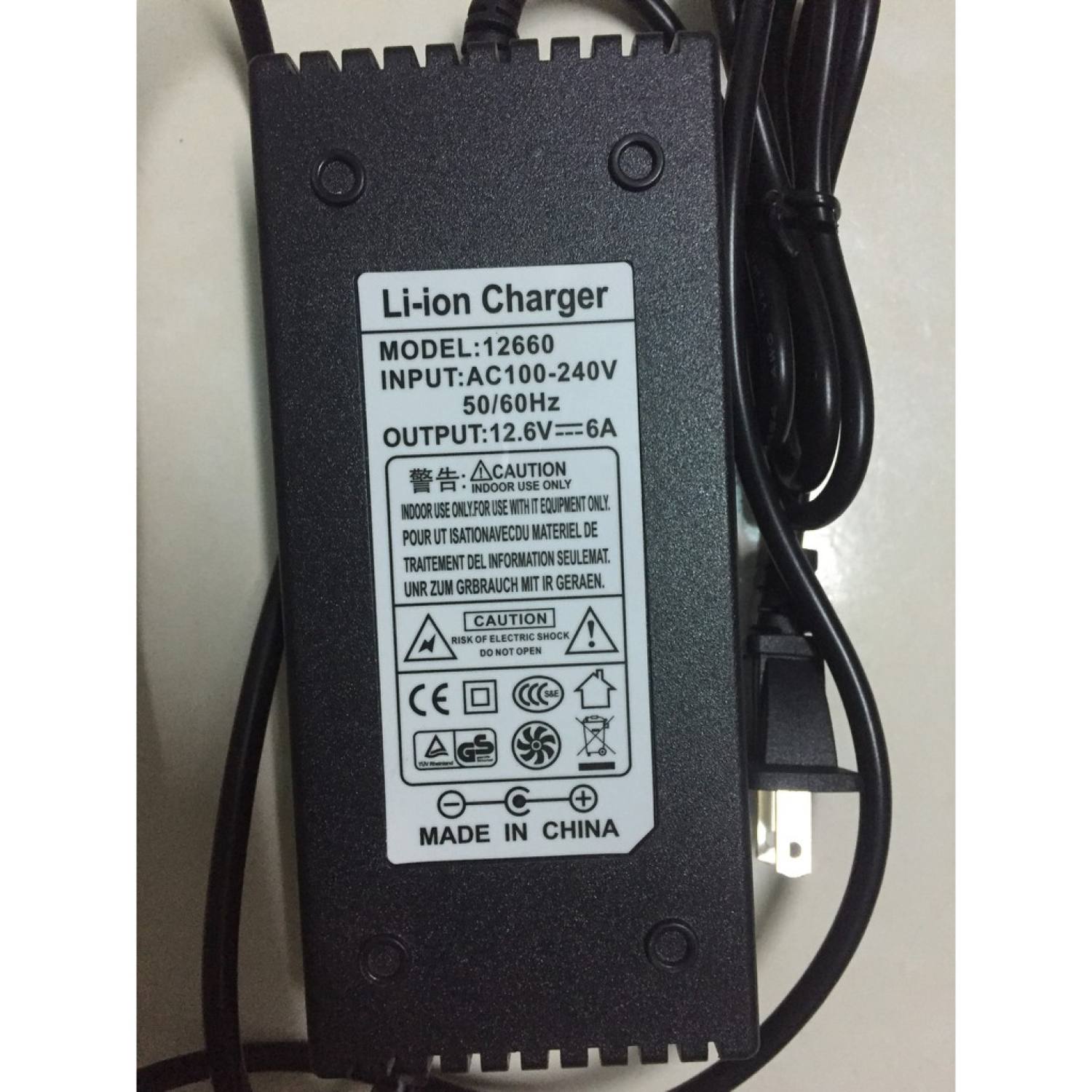 Sạc pin lithium ion 12,6v-5a
