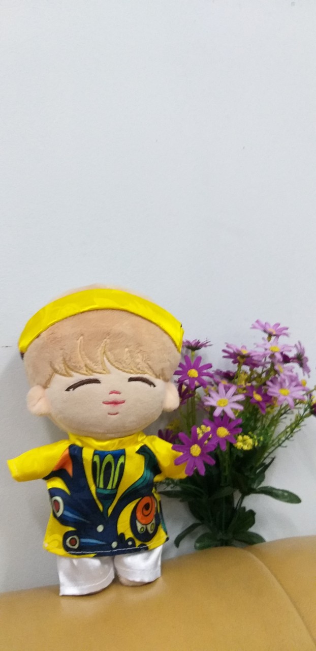 Outfit doll 20 kpop áo dài gấm vàng