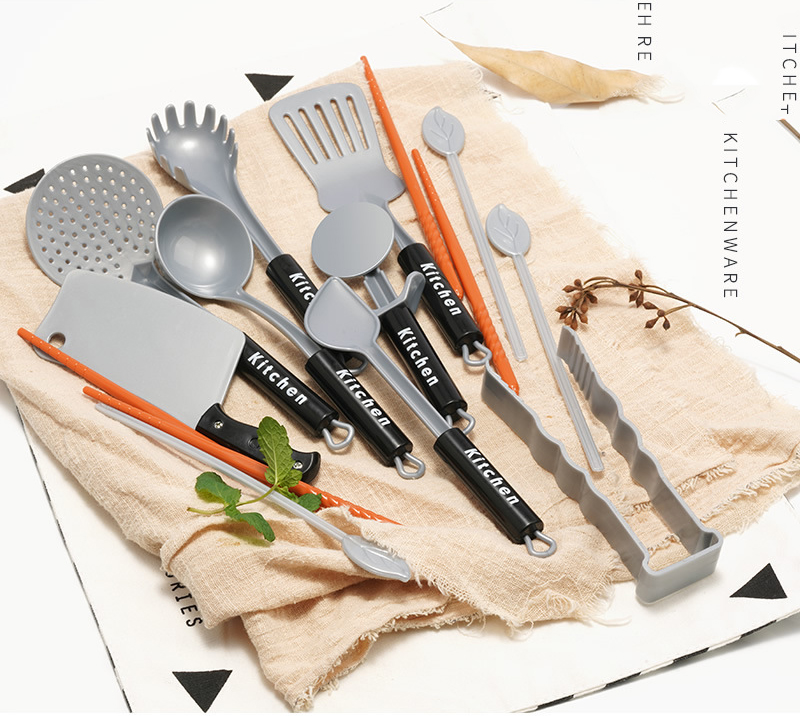 Bộ đồ chơi nấu ăn nhà bếp có 36 món cho bé