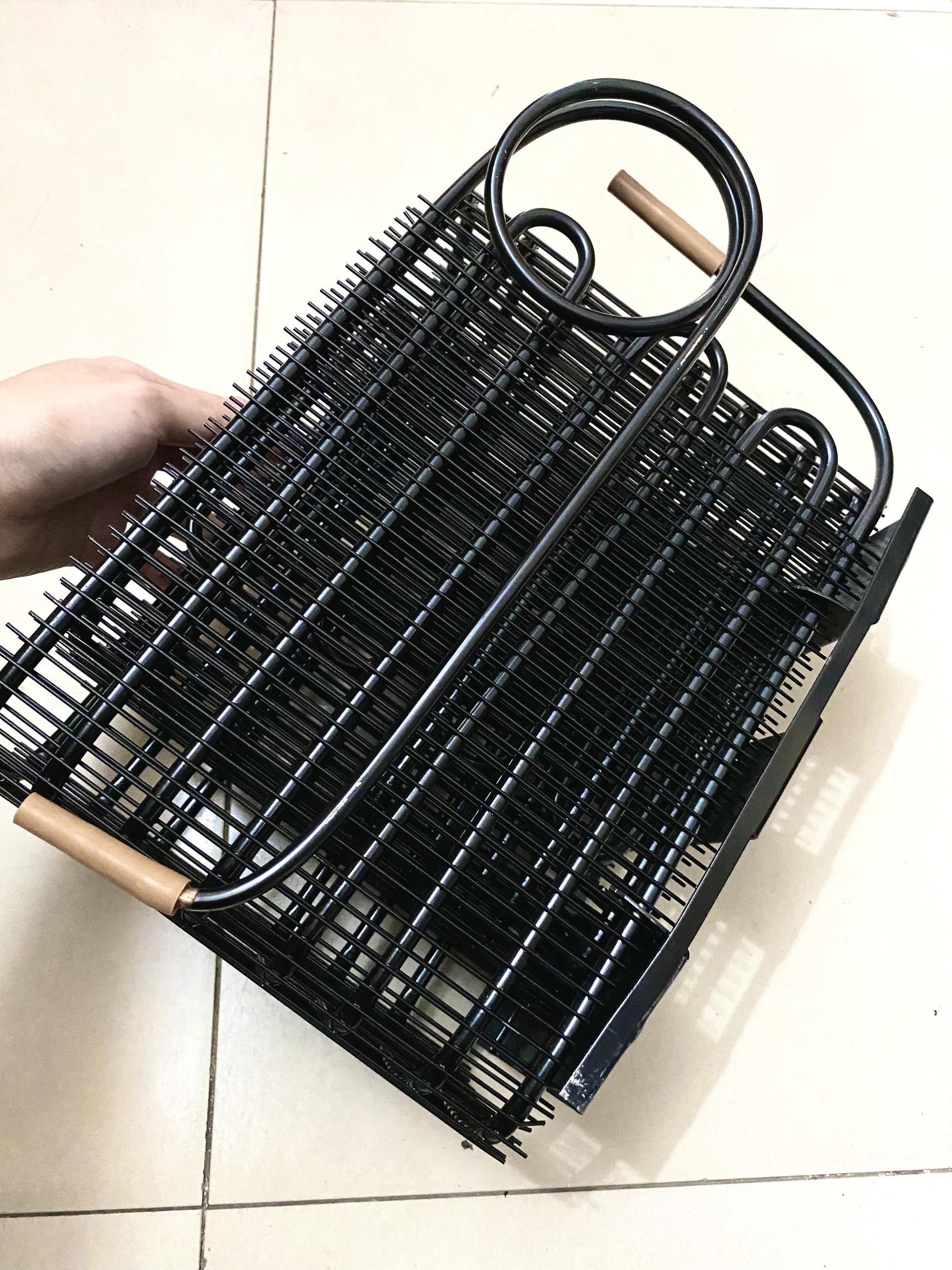 Dàn tản nhiệt tủ mát - Dàn nóng dạng cuộn bền đẹp