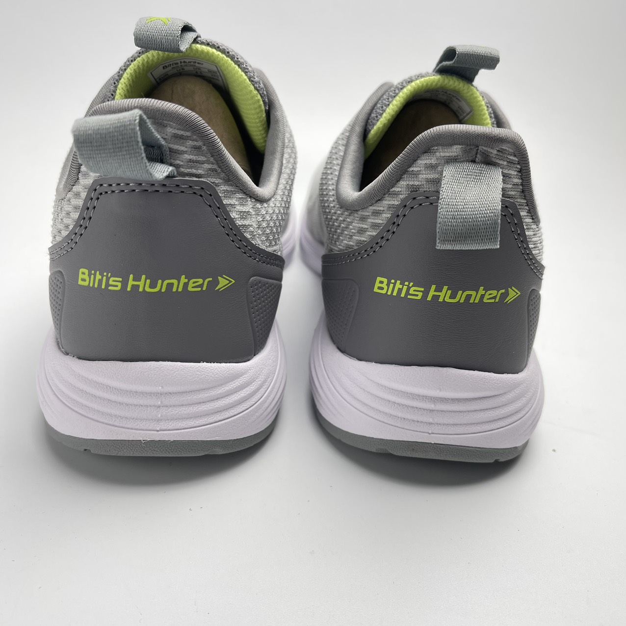 Giày thể thao nam bitis hunter core 2k22 DSMH108XAM