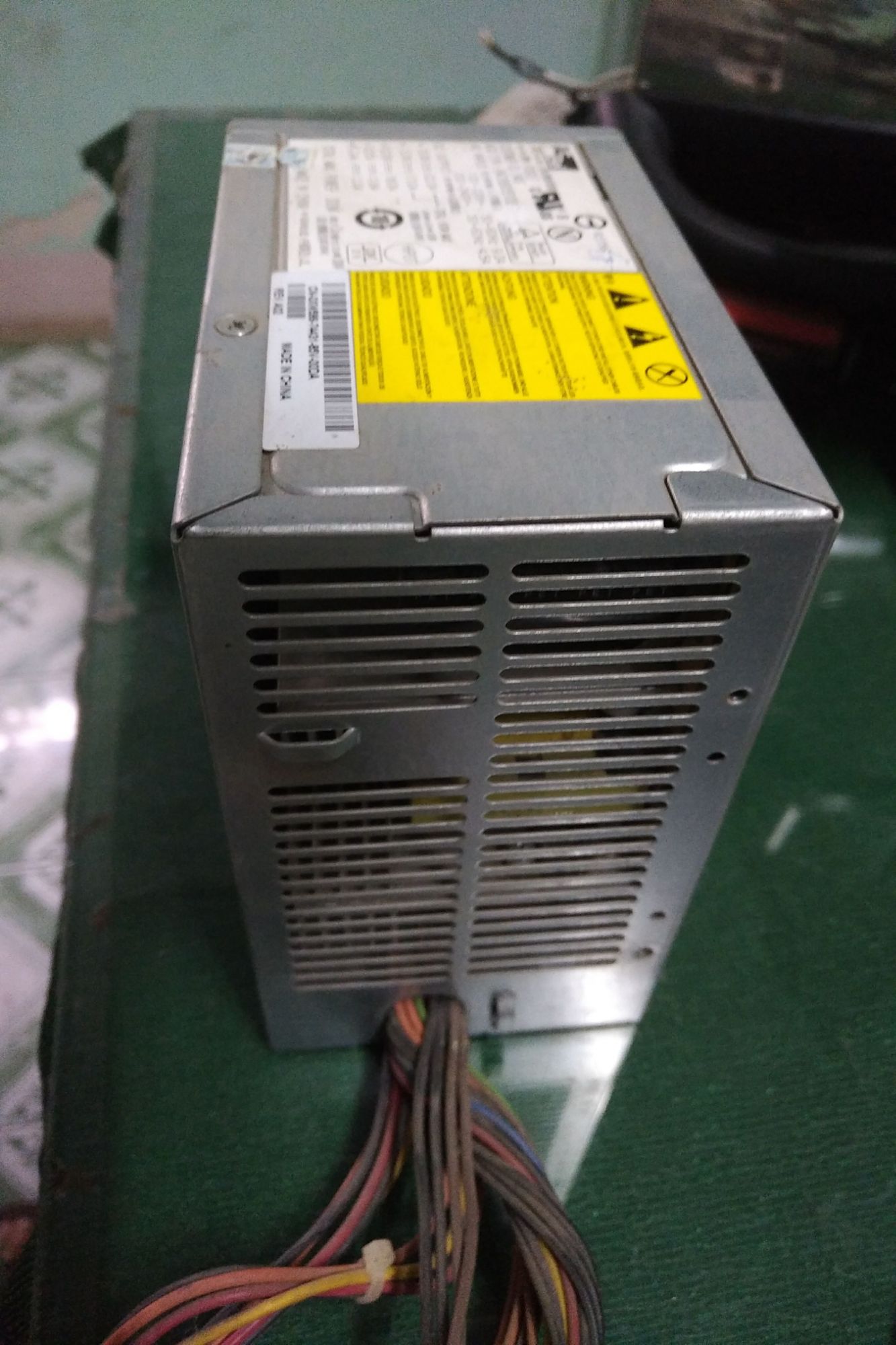 Nguồn vi tính Acbel 300w công suất thực