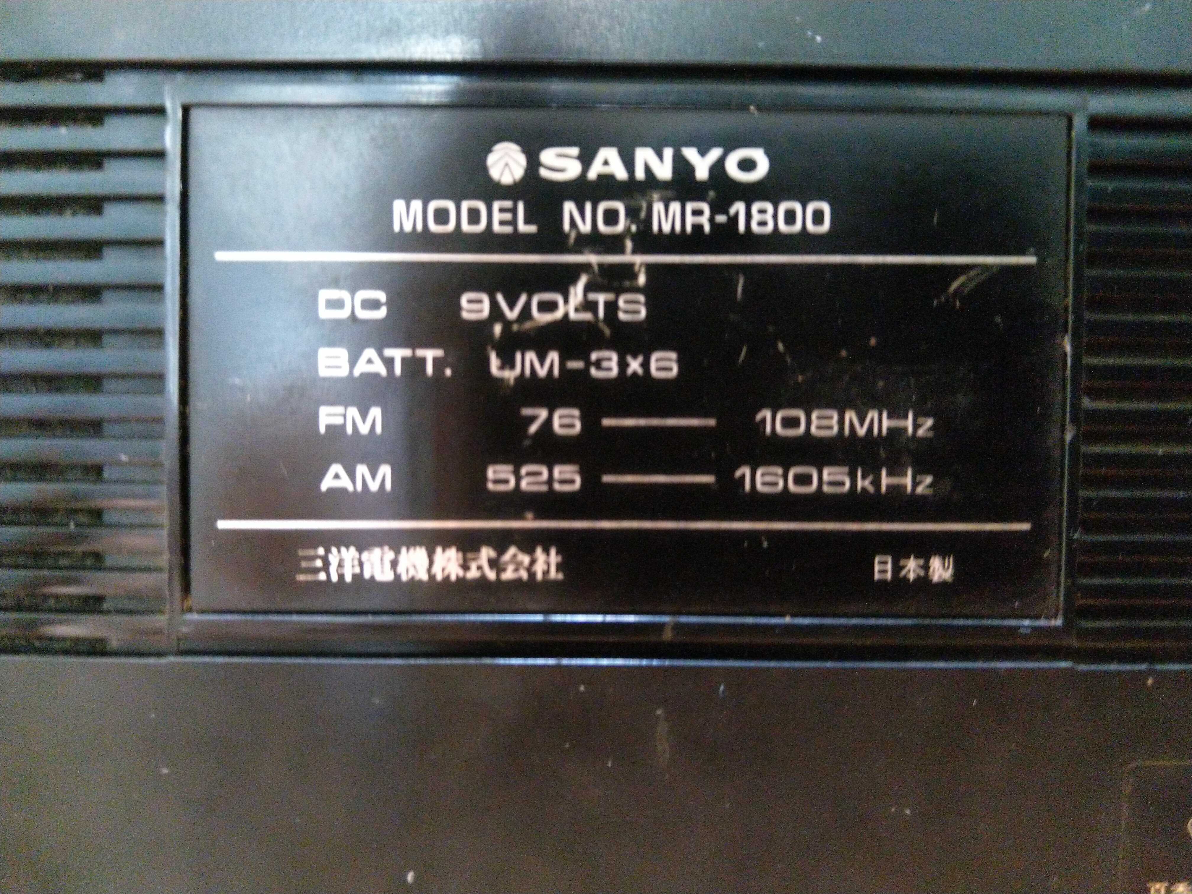 Đài Sanyo MR 1800