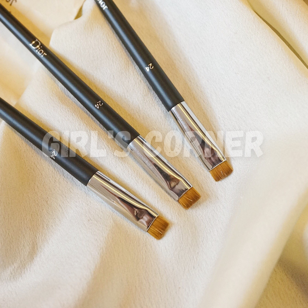 [HCM]Cọ vẽ mắt Dior 24