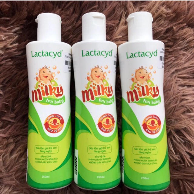 Sữa tắm gội cho bé lactacyd milk 250ml