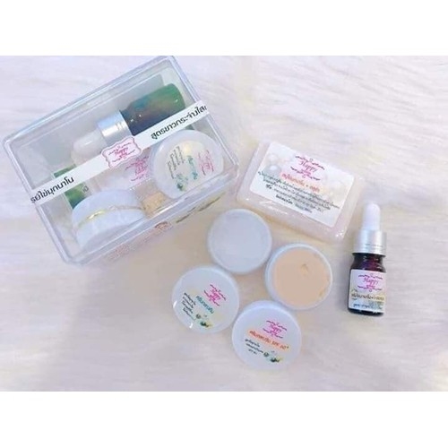 Bộ nám,tàn ngang , mụn , trắng da Yanhee thailan