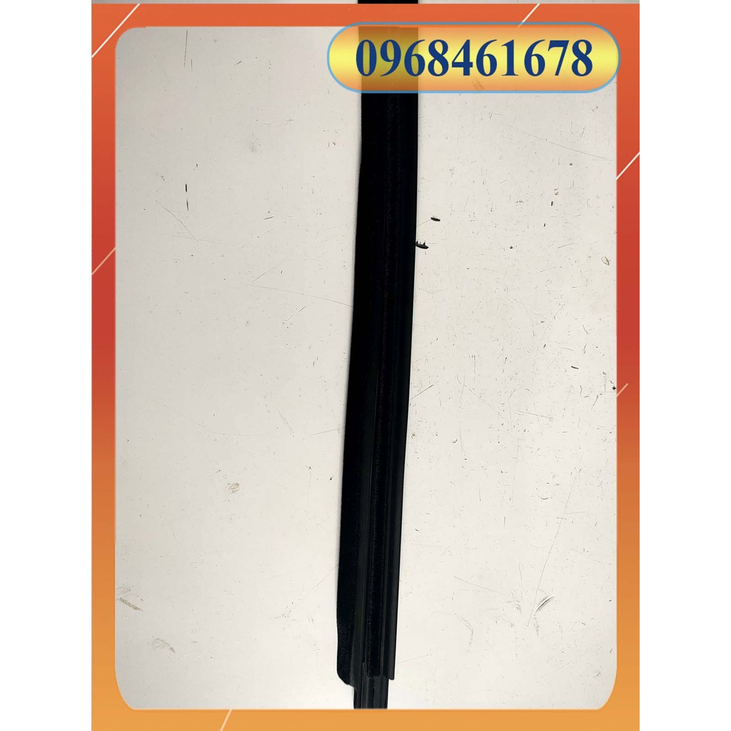 NẸP CHÂN KÍNH NGOÀI VIOS 02-07 (Hàng theo xe)