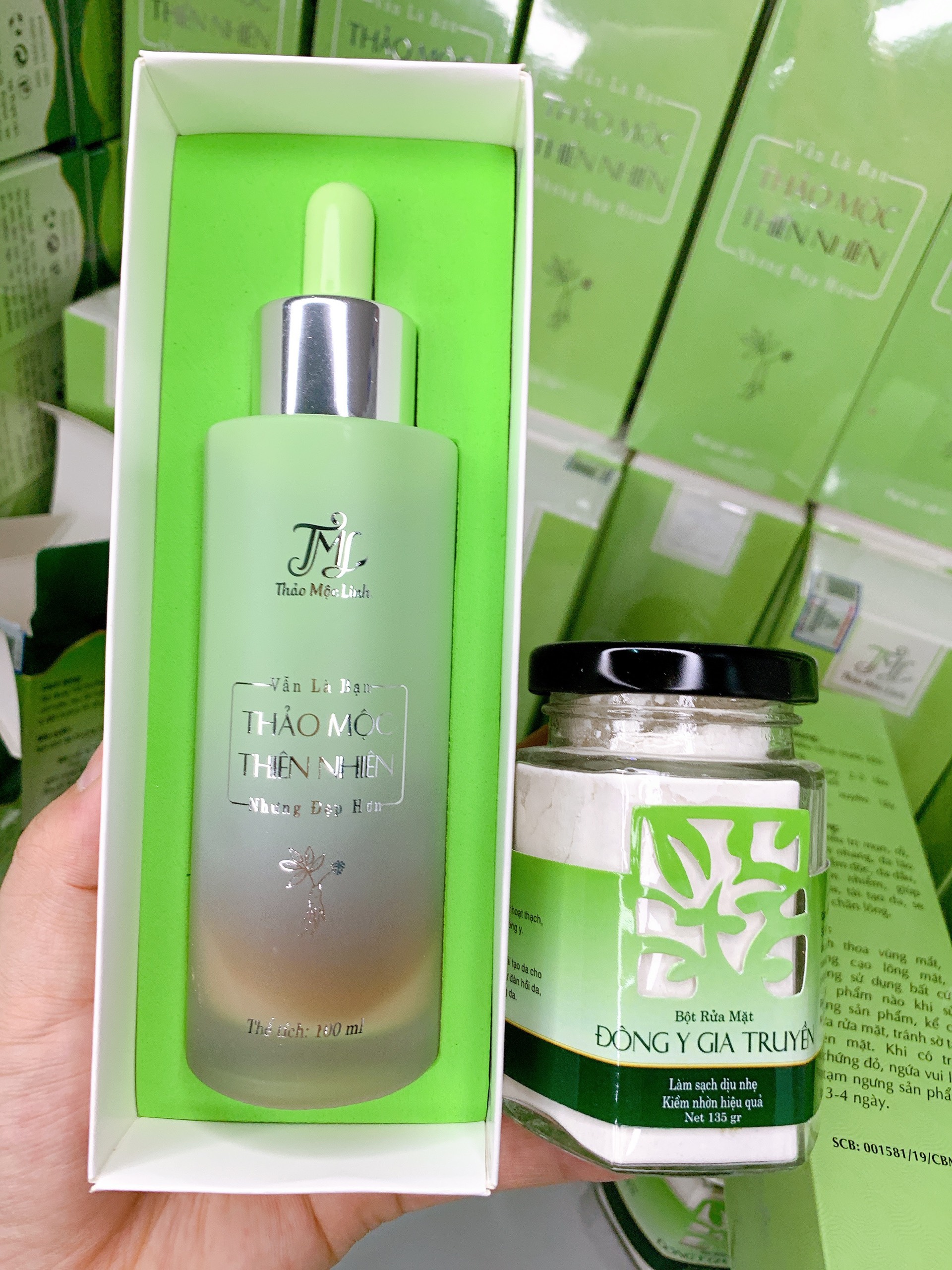 COMBO ĐÔNG Y GIA TRUYỀN THẢO MỘC LINH ( ĐÔNG Y + BỘT RỬA MẶT ĐÔNG Y)
